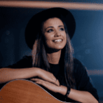 Fica Calmo Coração – Isadora Pompeo